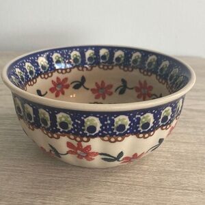 - Beautiful polish pottery soup/ cereal/ dip/ salad bowl